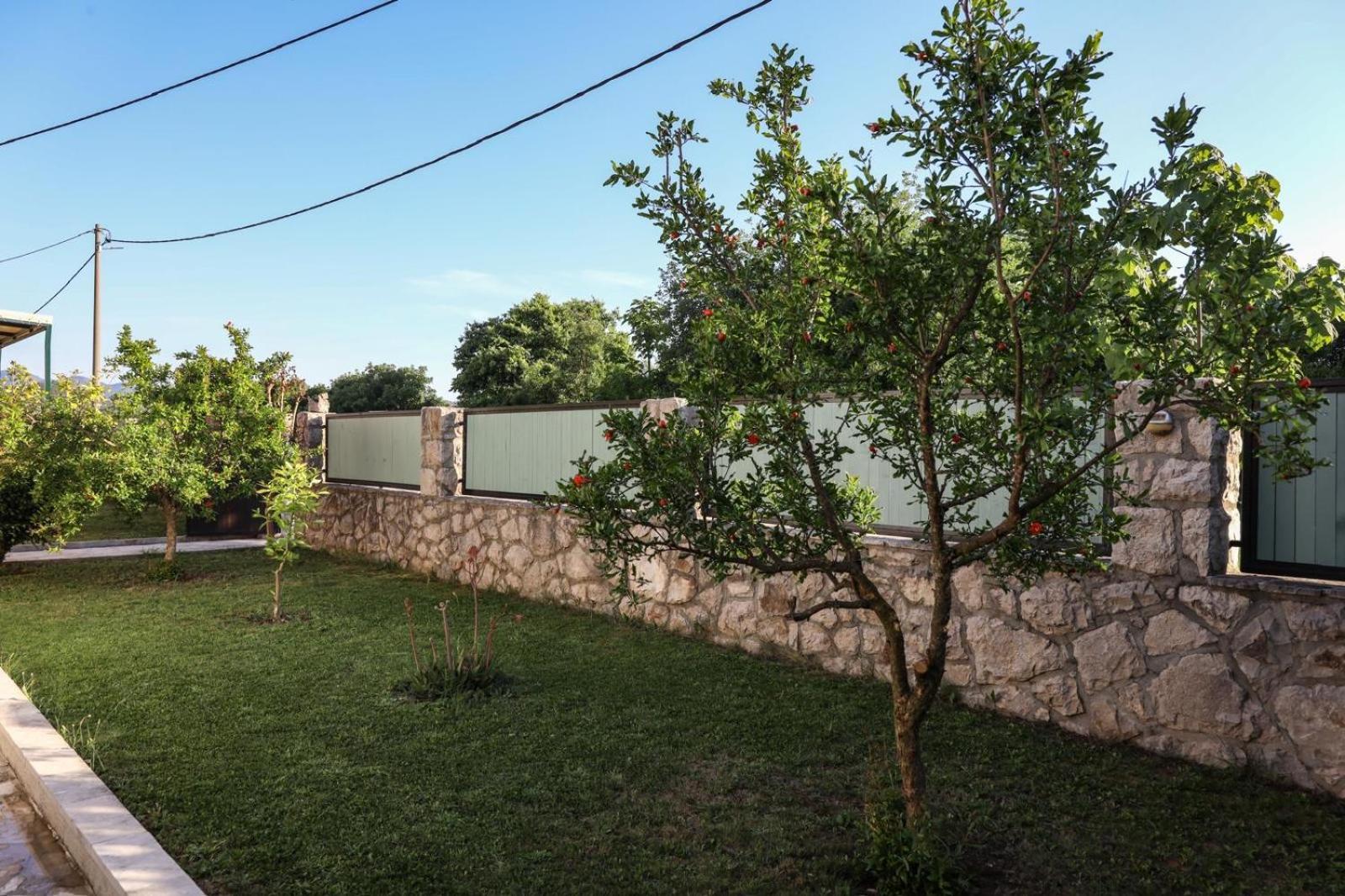 Villa Lyra Trebinje Exterior photo
